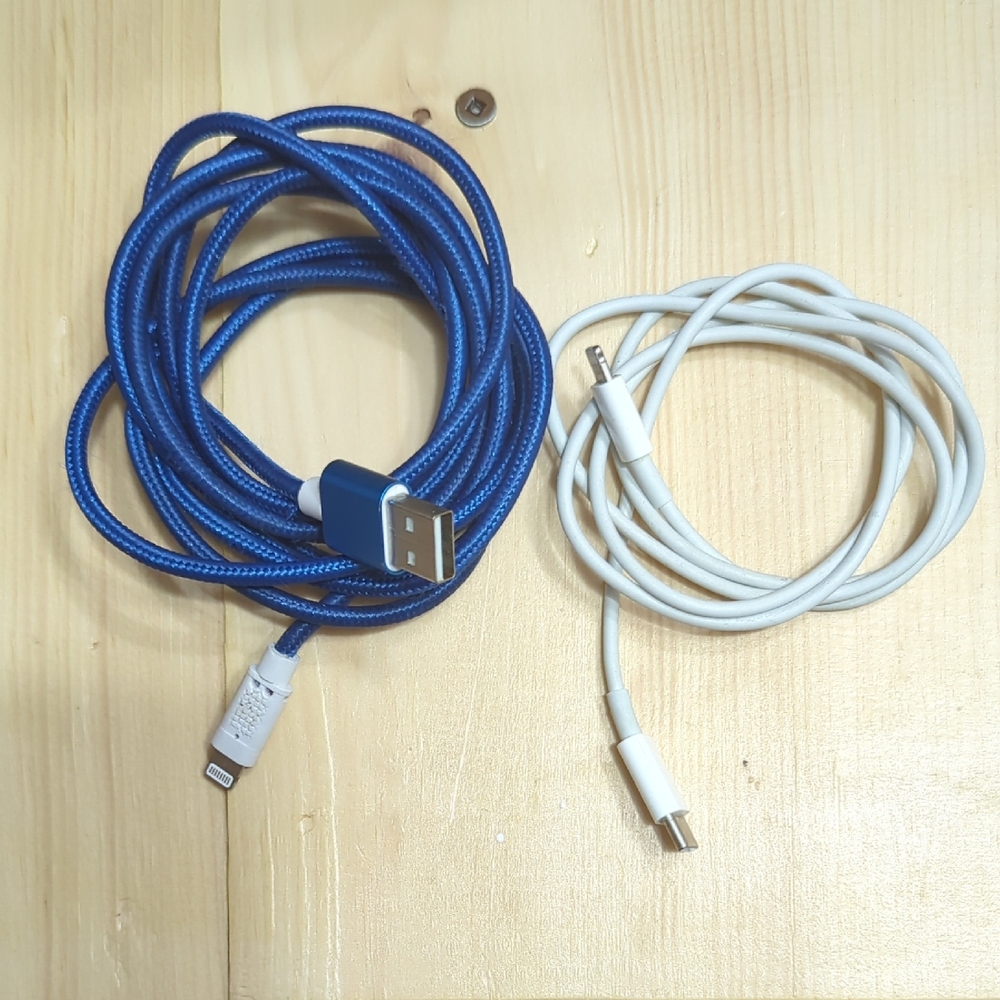 Premium Blue and White USB Charging Cables
